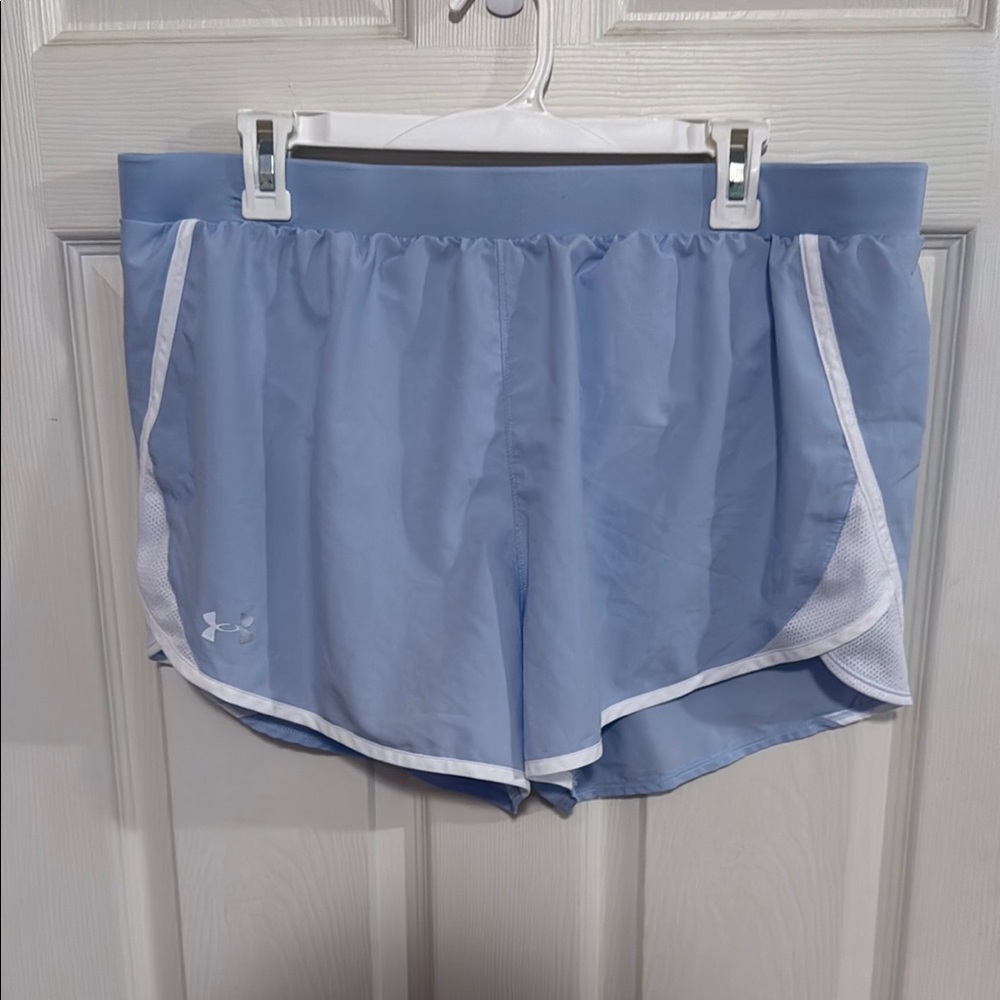 Under Armour Blue Athletic Shorts Moisture-Wicking Design